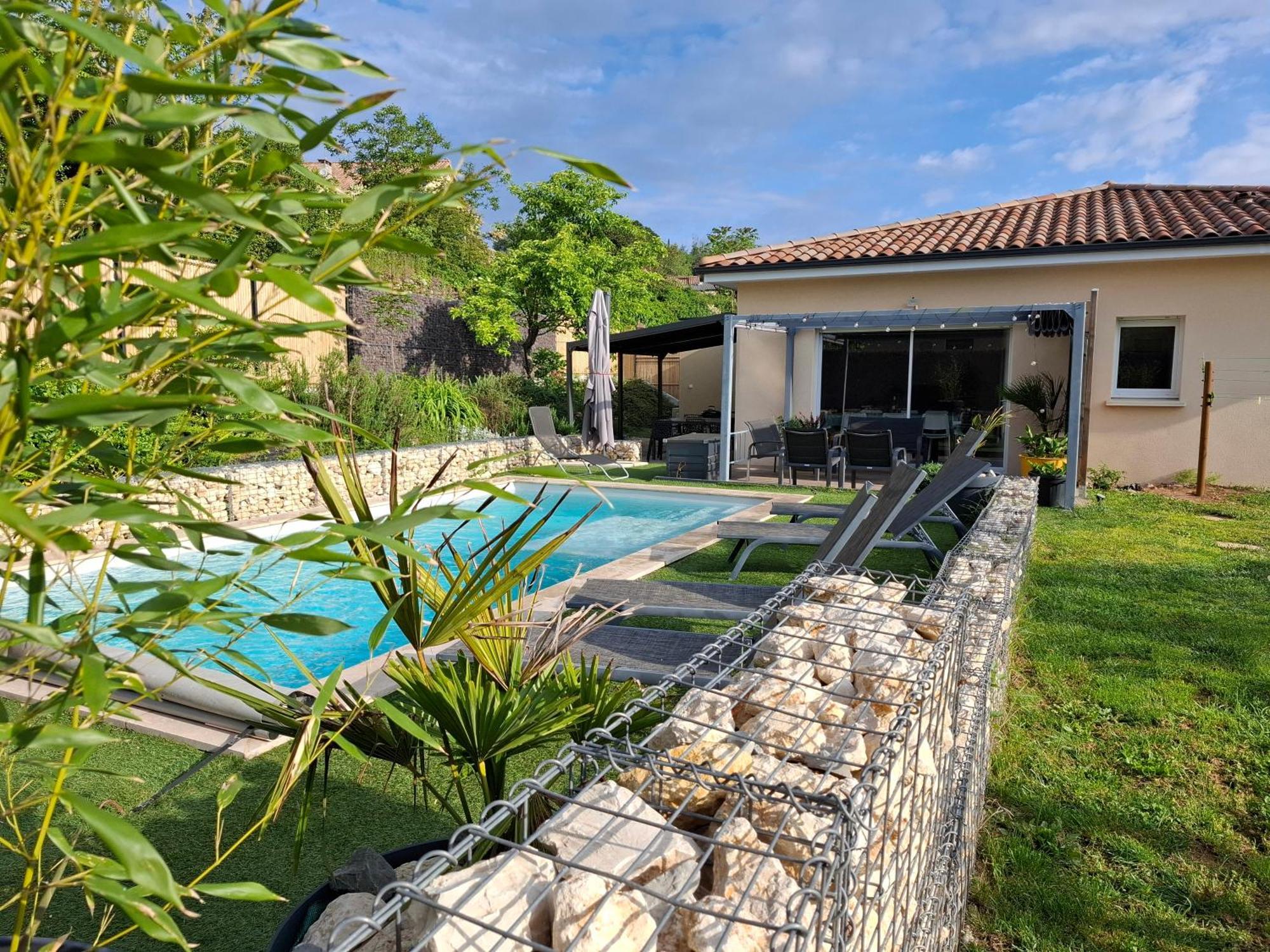 La Villa Des Papillons De Dugradus Aubenas Buitenkant foto