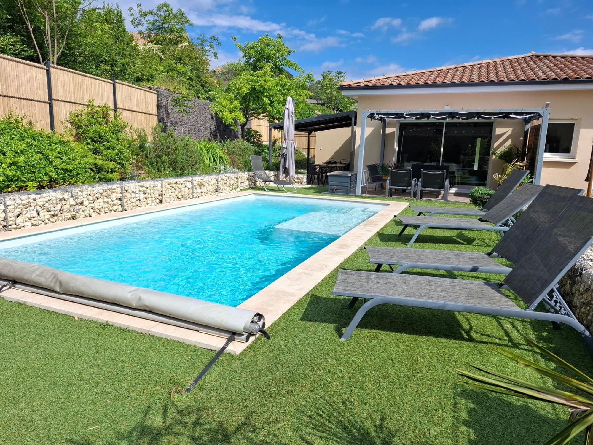 La Villa Des Papillons De Dugradus Aubenas Buitenkant foto